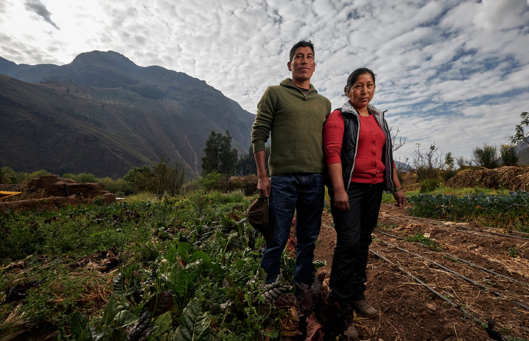 Julio and sister Yespica, Calca, Peru